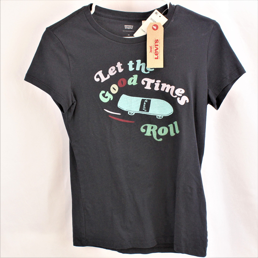 NWT Levi's Women Top Size XS